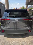 2022 Toyota Highlander XLE Gray - 2
