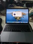 Apple MacBook Pro 2017 13" 8GB RAM, 128GB SSD - 1
