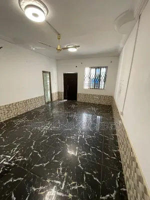 2 Bedroom Apartment for Rent in Lakeside Estate