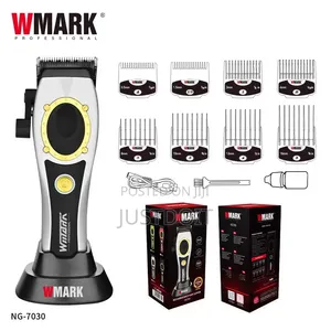 NG 7030 Clipper with Charging Stand