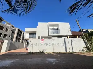 3 Bedroom Duplex for Rent in East Legon